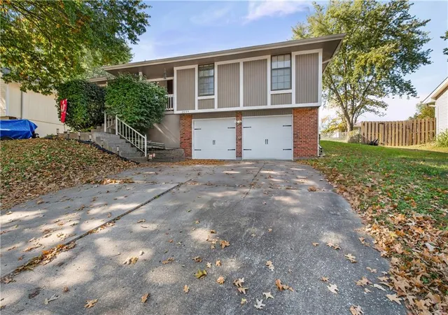 Photo 1 of Single family home for sale at 2605 Se 7th Street, Blue Springs, MO 64014 | MLS# 2648795 | Listing updated on 2026-10-30