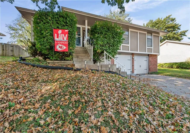 Photo 1 of Single family home for sale at 2605 SE 7th Street, Blue Springs, MO 64014 | MLS# 2648795 | Listing updated on 2026-10-30