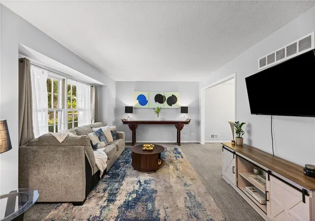 Photo 4 of Single family home for sale at 13111 W 100th Street, Lenexa, KS 66215 | MLS# 2648811 | Listing updated on 2026-10-28