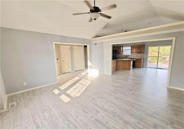 Photo 1 of Single family home for sale at 212 W Rachel Ct, Independence, MO 64055 | MLS# 2648827 | Listing updated on 2026-10-29