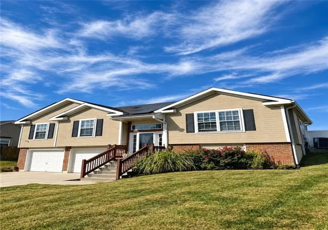 Single family home for sale at 1503 Emerald Way, Warrensburg, MO 64093 | MLS# 2648836