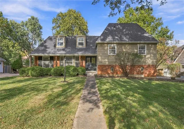 Photo 1 of Single family home for sale at 106 E 117th Terrace, Kansas City, MO 64114 | MLS# 2648847 | Listing updated on 2026-10-29