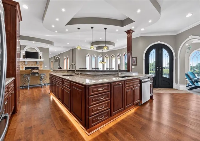 Photo 4 of Single family home for sale at 13230 SE Raytown Rd, Kansas City, MO 64149 | MLS# 2648878 | Listing updated on 2026-10-30