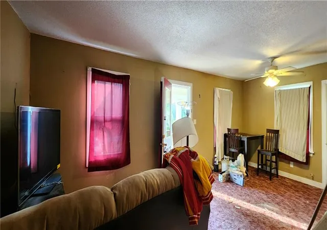 Photo 3 of Single family home for sale at 4038 N Cleveland Ave, Kansas City, MO 64117 | MLS# 2648884 | Listing updated on 2026-10-27
