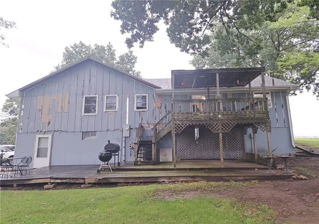 Photo 2 of Single family home for sale at 1680 Se Fagin Ln, Lathrop, MO 64465 | MLS# 2648906 | Listing updated on 2026-10-27