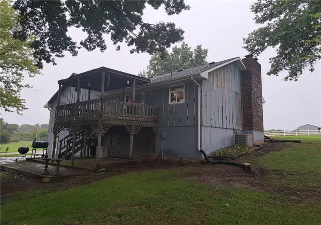 Photo 3 of Single family home for sale at 1680 Se Fagin Ln, Lathrop, MO 64465 | MLS# 2648906 | Listing updated on 2026-10-27