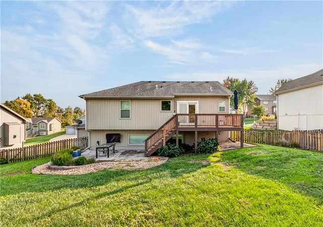 Photo 3 of Single family home for sale at 3622 NE 85th Street, Kansas City, MO 64156 | MLS# 2648916 | Listing updated on 2026-10-31