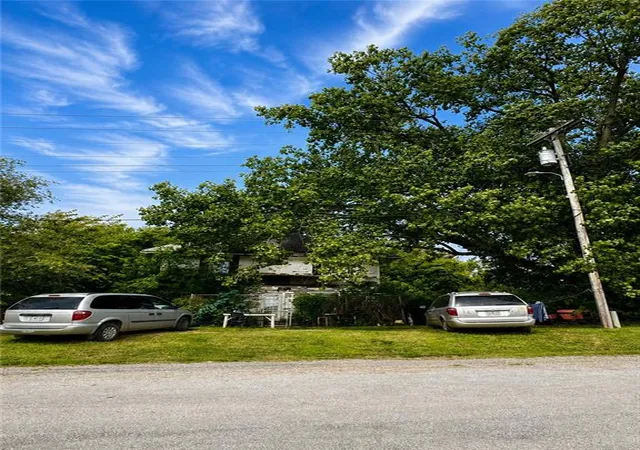 Photo 4 of Sale Pending at 207 N High St, Grant City, MO 64456 | MLS# 2648921 | Listing updated on 2026-10-26