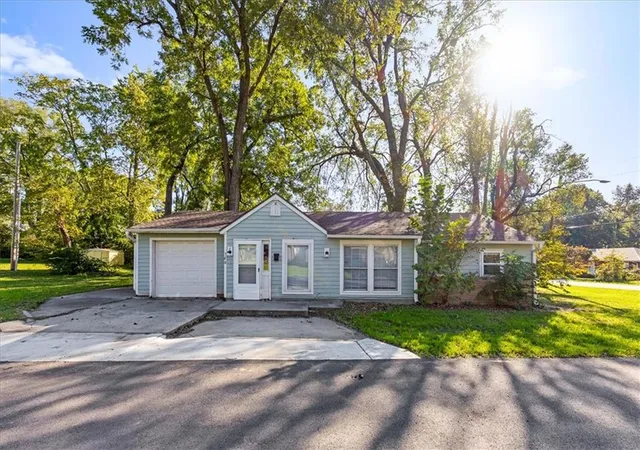 Single family home for sale at 700 E Fair St, Independence, MO 64055 | MLS# 2648928