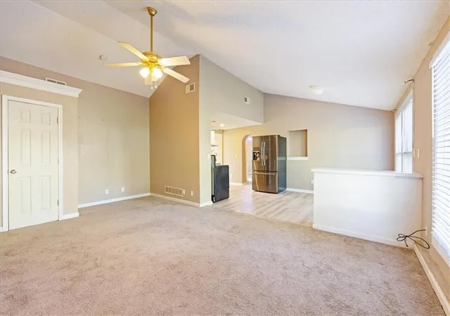 Photo 4 of Single family home for sale at 700 E Fair St, Independence, MO 64055 | MLS# 2648928 | Listing updated on 2026-10-27