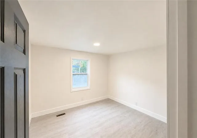Photo 1 of Single family home for sale at 5345 Park Ave, Kansas City, MO 64130 | MLS# 2648940 | Listing updated on 2026-10-28