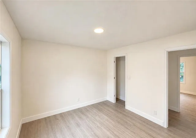 Photo 4 of Single family home for sale at 5345 Park Ave, Kansas City, MO 64130 | MLS# 2648940 | Listing updated on 2026-10-28
