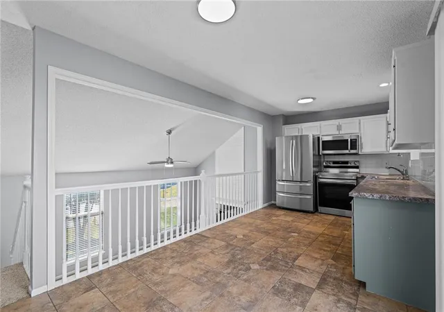 Photo 3 of Single family home for sale at 1122 E Frontier Dr, Olathe, KS 66062 | MLS# 2648941 | Listing updated on 2026-10-29