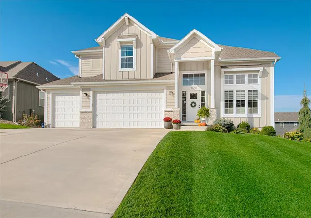 Photo 1 of Single family home for sale at 2160 Hay Market Ct, Liberty, MO 64068 | MLS# 2648949 | Listing updated on 2026-10-29