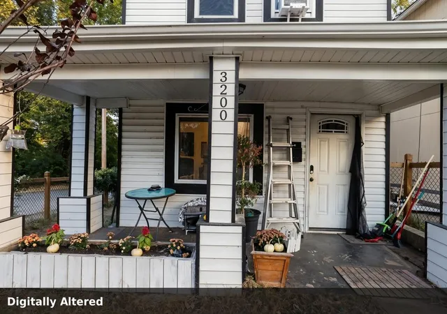 Photo 4 of Single family home for sale at 3200 E 20th Street, Kansas City, MO 64127 | MLS# 2648953 | Listing updated on 2026-10-29