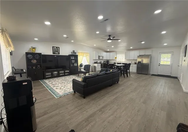 Photo 1 of Single family home for sale at 112 E High St, Coffey, MO 64636 | MLS# 2648960 | Listing updated on 2026-10-29