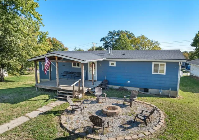 Photo 3 of Single family home for sale at 108 N Franklin St, Gallatin, MO 64640 | MLS# 2648964 | Listing updated on 2026-10-27