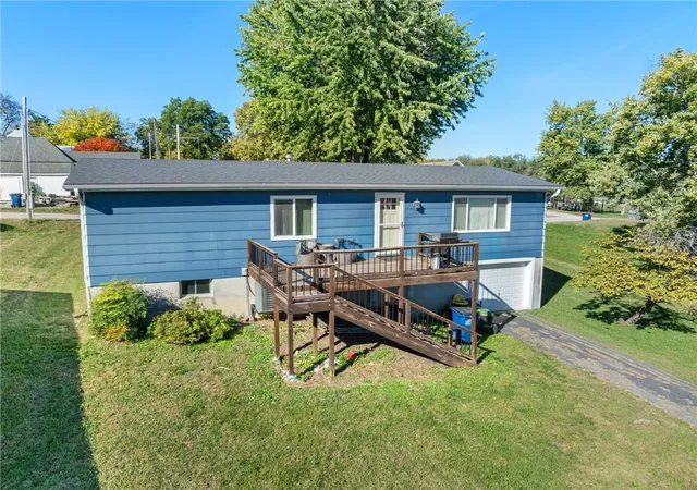 Photo 4 of Single family home for sale at 108 N Franklin St, Gallatin, MO 64640 | MLS# 2648964 | Listing updated on 2026-10-27