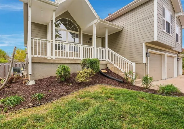 Photo 1 of Single family home for sale at 5300 N Jefferson St, Kansas City, MO 64118 | MLS# 2648966 | Listing updated on 2026-10-30