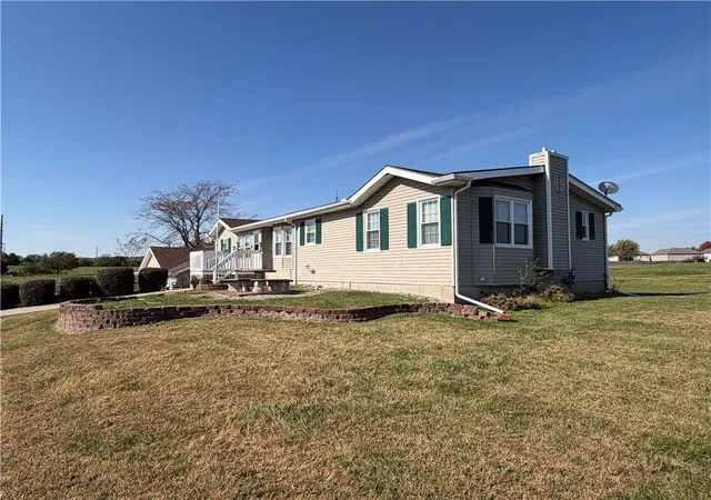 Photo 3 of Single family home for sale at 16150 Eisenhower Rd, Leavenworth, KS 66048 | MLS# 2648977 | Listing updated on 2026-10-27