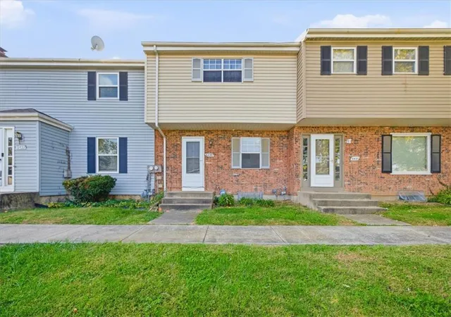 Photo 1 of Townhouse for sale at 6435 E 127th Street, Grandview, MO 64030 | MLS# 2648986 | Listing updated on 2026-10-29