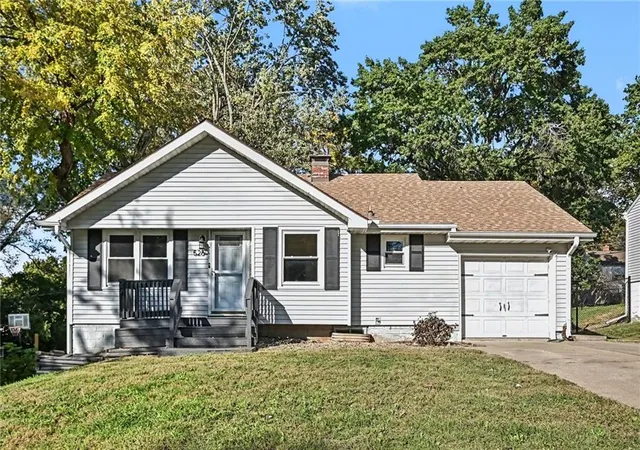 Photo 1 of Single family home for sale at 526 NE 43rd Street, Kansas City, MO 64116 | MLS# 2648991 | Listing updated on 2026-10-29