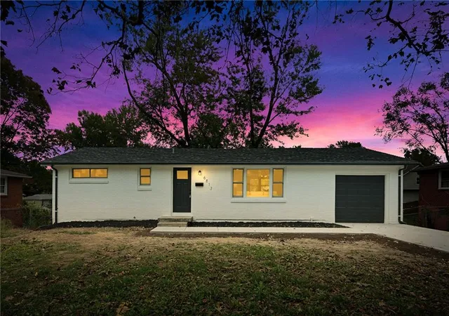 Photo 1 of Single family home for sale at 6813 N Tracy Ave, Gladstone, MO 64118 | MLS# 2649016 | Listing updated on 2026-10-29