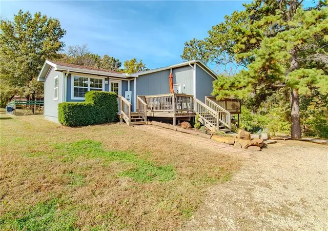 Single family home for sale at 964 NW State Route 13 Hwy, Warrensburg, MO 64093 | MLS# 2649022