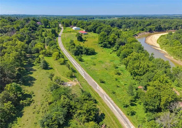 Photo 3 of Single family home for sale at 653 N 2nd Street, Spickard, MO 64679 | MLS# 2649026 | Listing updated on 2026-10-28