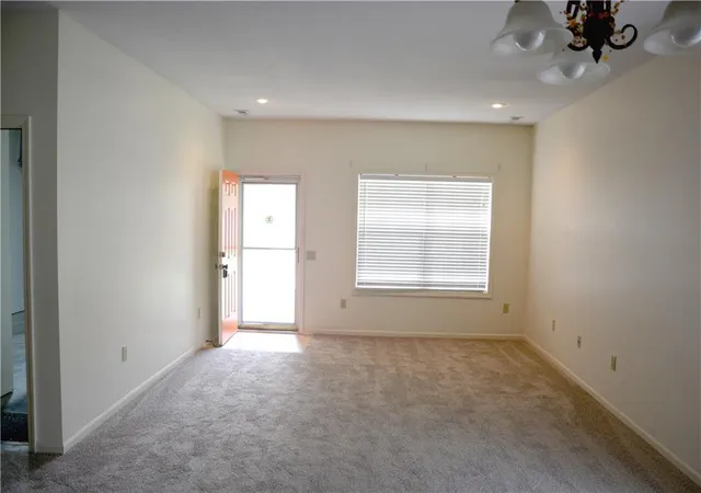 Photo 4 of Townhouse for sale at 11716 E 21st Street Ct S, Independence, MO 64050 | MLS# 2649036 | Listing updated on 2026-10-31