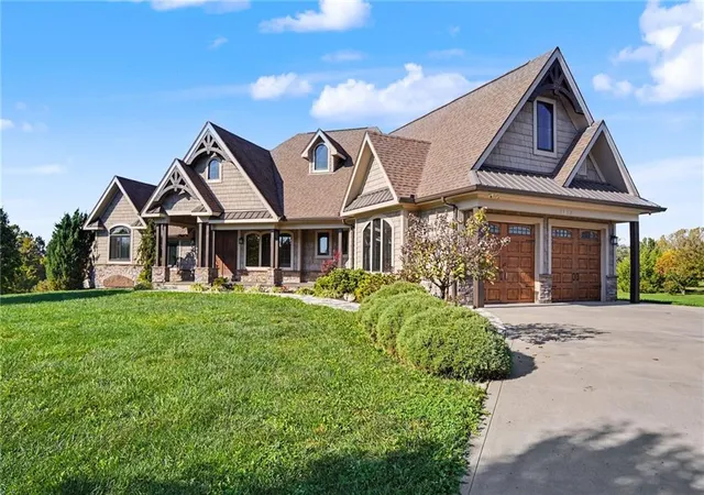 Photo 2 of Single family home for sale at 2853 W 131st Street, Olathe, KS 66061 | MLS# 2649053 | Listing updated on 2026-10-28