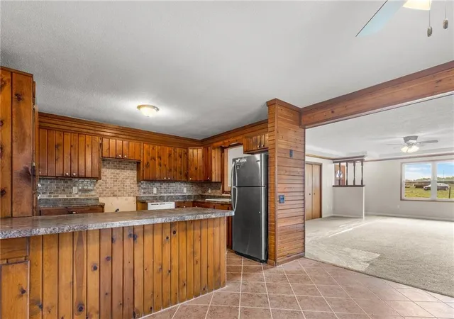 Photo 3 of Single family home for sale at 12420 Ks 152 Hwy, La Cygne, KS 66040 | MLS# 2649068 | Listing updated on 2026-10-28