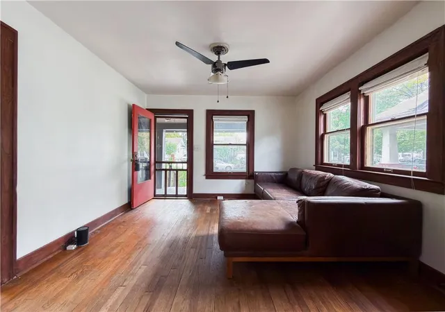 Photo 4 of Single family home for sale at 816 E 22nd Avenue, Kansas City, MO 64116 | MLS# 2649081 | Listing updated on 2026-10-29