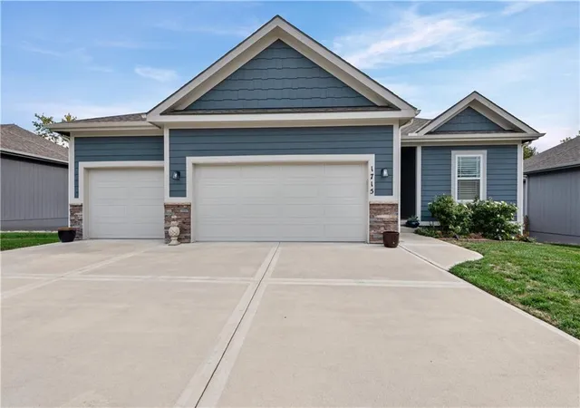 Photo 1 of Single family home for sale at 1715 Johnston St, Liberty, MO 64068 | MLS# 2649085 | Listing updated on 2026-10-30
