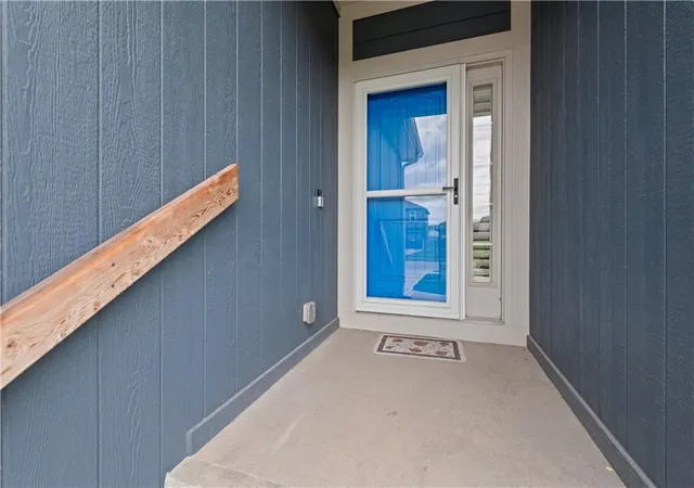 Photo 4 of Single family home for sale at 1715 Johnston St, Liberty, MO 64068 | MLS# 2649085 | Listing updated on 2026-10-30