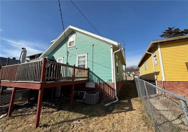 Photo 3 of Single family home for sale at 3131 St Joseph Ave, Saint Joseph, MO 64505 | MLS# 2649097 | Listing updated on 2026-10-28