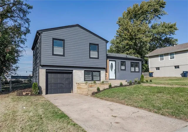 Photo 1 of Single family home for sale at 9410 White Ave, Kansas City, MO 64138 | MLS# 2649099 | Listing updated on 2026-10-29