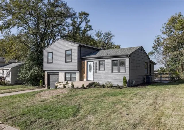 Photo 1 of Single family home for sale at 9410 White Ave, Kansas City, MO 64138 | MLS# 2649099 | Listing updated on 2026-10-29