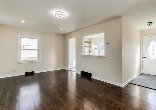 Photo 3 of Single family home for sale at 9410 White Ave, Kansas City, MO 64138 | MLS# 2649099 | Listing updated on 2026-10-29