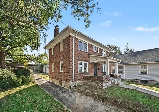 Photo 2 of Single family home for sale at 2111 Central Ave, Kansas City, KS 66102 | MLS# 2649121 | Listing updated on 2026-10-29