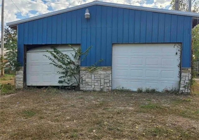Photo 1 of Single family home for sale at 105 Broadway St, Fort Scott, KS 66701 | MLS# 2649143 | Listing updated on 2026-10-29