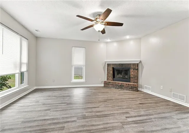 Photo 2 of Single family home for sale at 1011 Coventry Dr, Warrensburg, MO 64093 | MLS# 2649148 | Listing updated on 2026-10-28