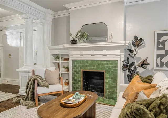 Photo 2 of Condo for sale at 1110 E Armour Blvd #4, Kansas City, MO 64109 | MLS# 2649149 | Listing updated on 2026-10-29