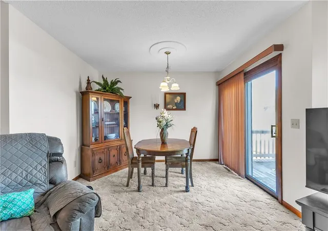 Photo 4 of Townhouse for sale at 1607 Buckingham St, Saint Joseph, MO 64506 | MLS# 2649184 | Listing updated on 2026-10-28