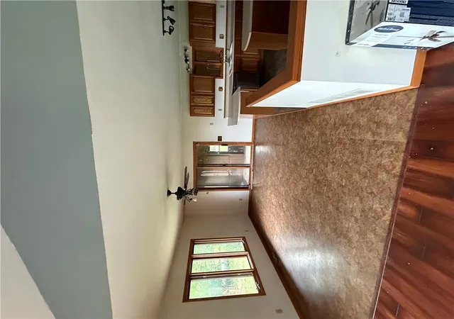 Photo 4 of Single family home for sale at 1011 N Arrowhead Dr, New Strawn, KS 66839 | MLS# 2649190 | Listing updated on 2026-10-29