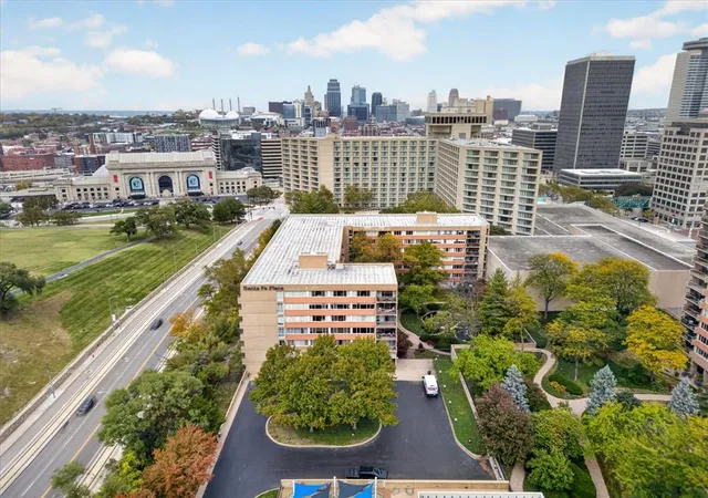 Photo 1 of Condo for sale at 2525 Main St #516, Kansas City, MO 64108 | MLS# 2649200 | Listing updated on 2026-10-30