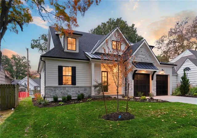 Photo 1 of Single family home for sale at 4905 W 71st Street, Prairie Village, KS 66208 | MLS# 2649209 | Listing updated on 2026-10-29