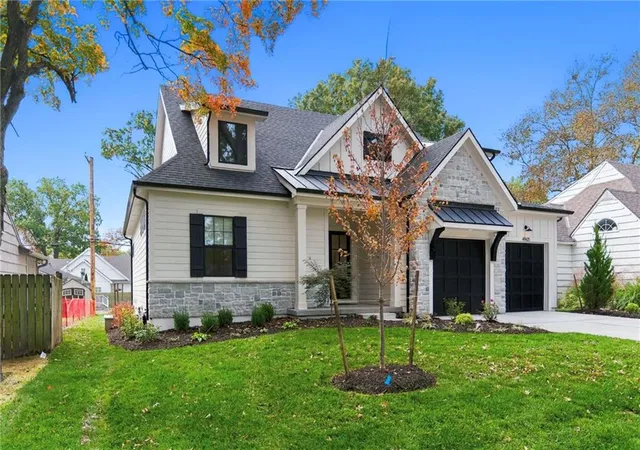 Photo 3 of Single family home for sale at 4905 W 71st Street, Prairie Village, KS 66208 | MLS# 2649209 | Listing updated on 2026-10-29