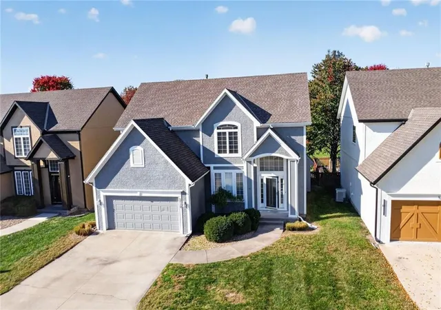 Photo 1 of Single family home for sale at 5712 NE Hidden Meadow Dr, Lees Summit, MO 64064 | MLS# 2649233 | Listing updated on 2026-10-29