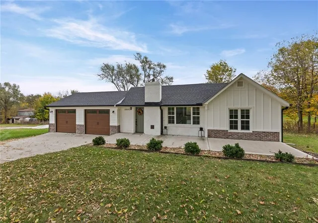 Single family home for sale at 19840 163rd Street, Basehor, KS 66007 | MLS# 2649235